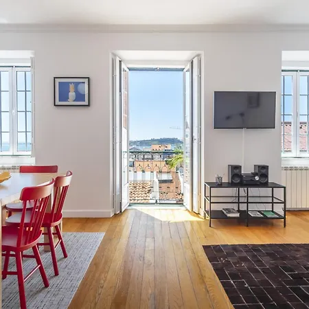 Lv Premier Bica River View Apartment